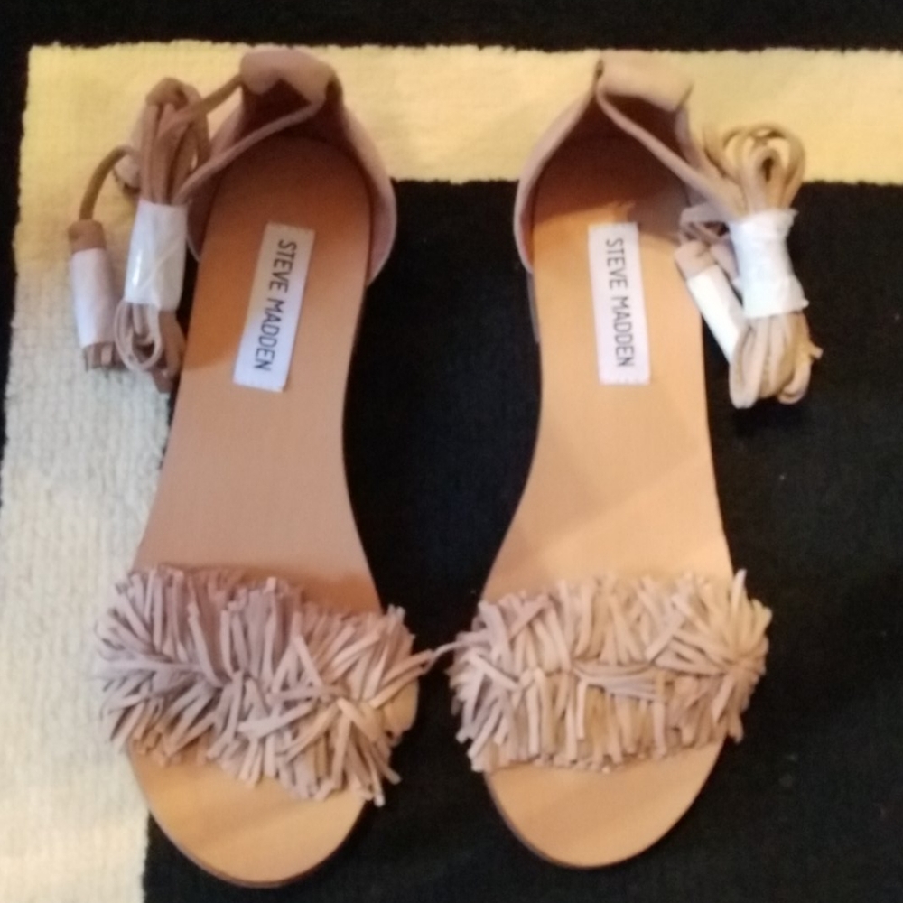 Steve Madden Fringe ankle tie sandals